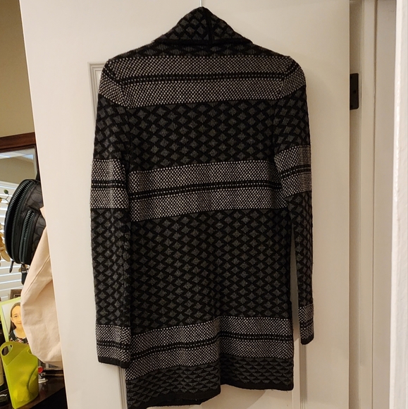 BCBGMaxAzria black and gray long cardigan - Picture 3 of 10